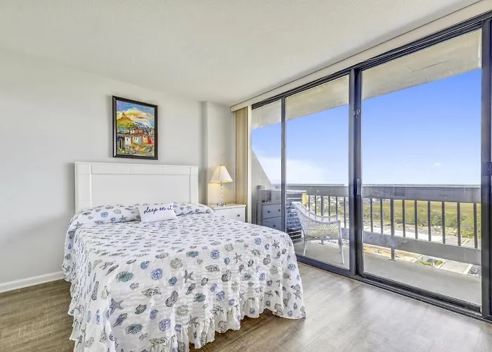 Century 2 Apartment