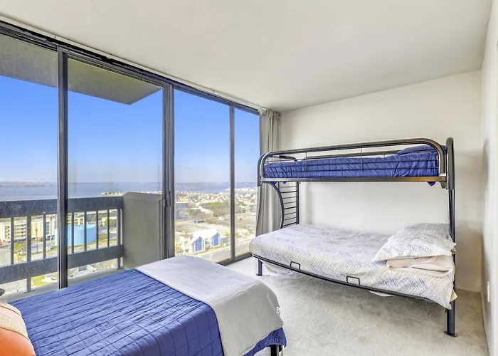 Apartment Century 2 *