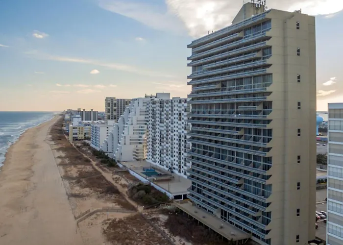 Century 2 Apartment